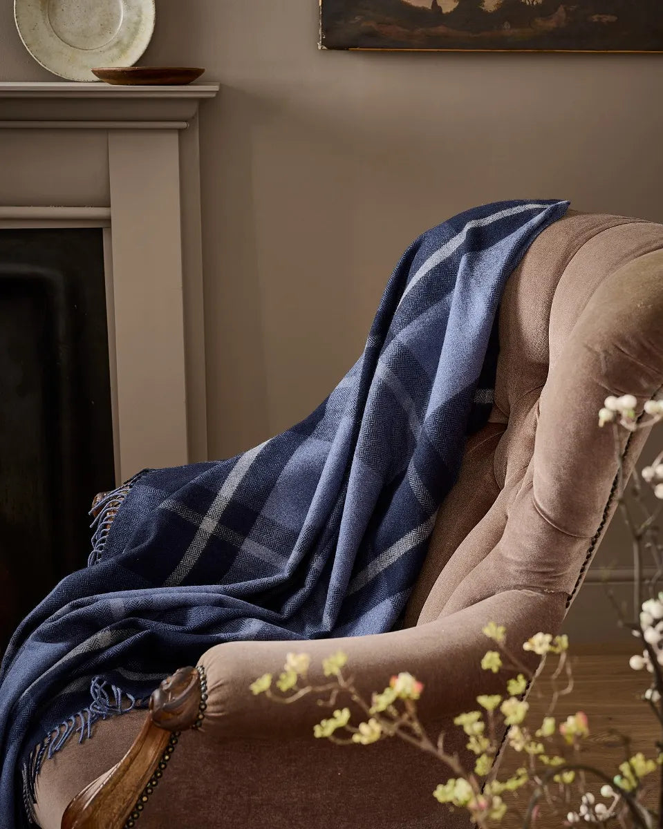 Cashmere Blend Blanket - Navy