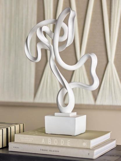 Arista Deco Sculpture - White